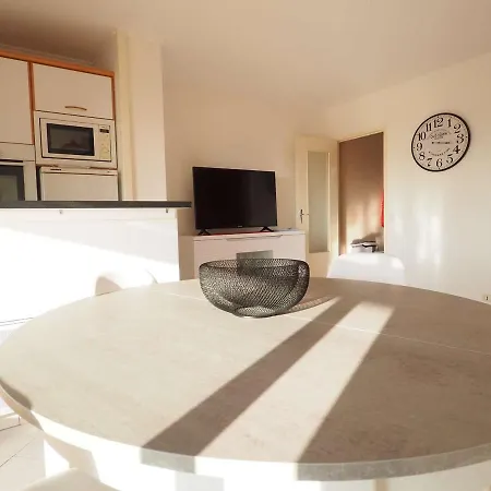 Appartement Lumineux Avec Parking - Proche Plage - Fr-1-494-139
